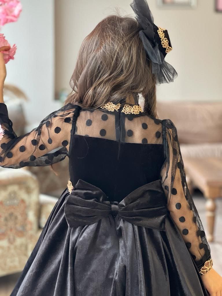 فستان مخملي للبنات