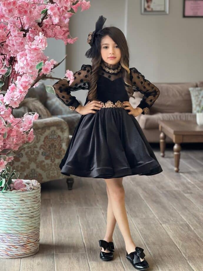 فستان مخملي للبنات